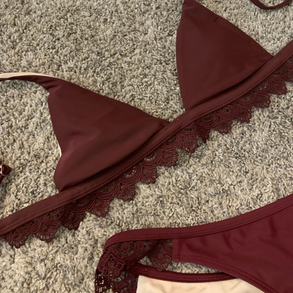 Kendall & Kylie bikini